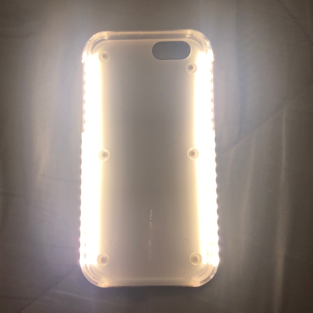 Phone case - Picture 4 of 4